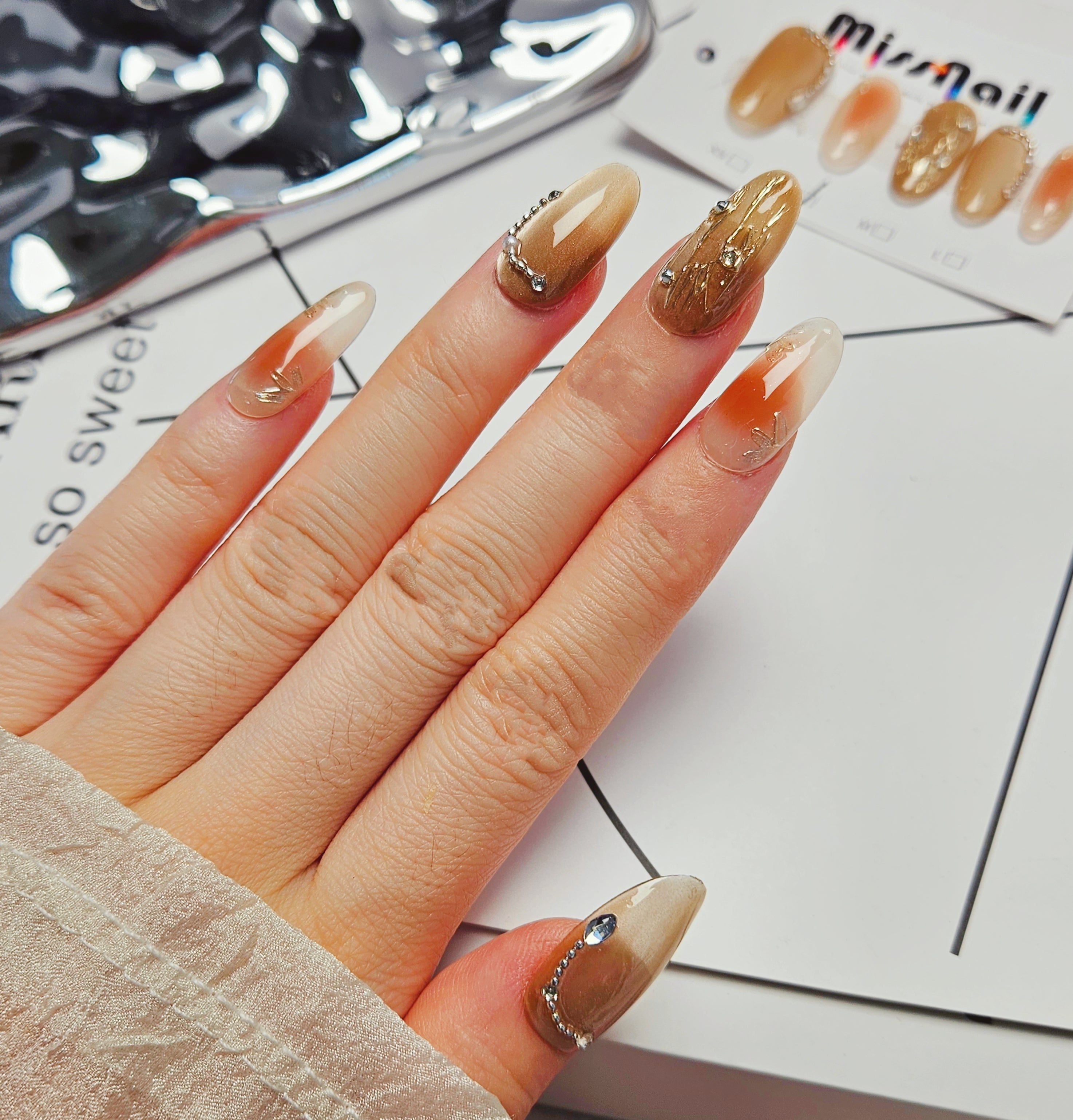 Almond Shape 2.5CM-Golden Luxe